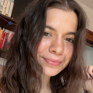 Meet your Posher, Hannah